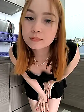 Snapshot of ELIZABETT_ chatting on 12/29/24, 05:12 ELIZABETT online show from 12/29/24, 05:12