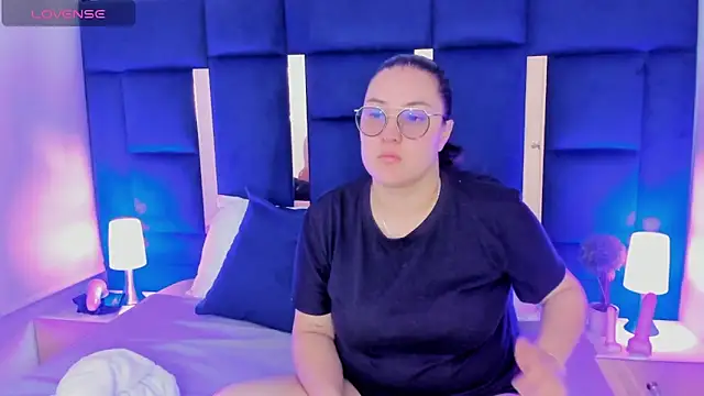 Snapshot of rebecaandpamela chatting on 12/05/24, 02:22 rebecaandpamela online show from 12/05/24, 02:22