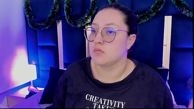 Snapshot of rebecaandpamela chatting on 01/08/25, 02:25 rebecaandpamela online show from 01/08/25, 02:25