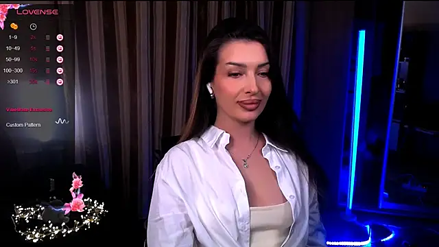 Laura Bess online show from 05/06/26, 08:14