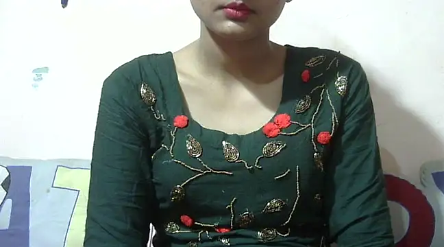 Aayesha online show from 02/14/25, 08:52