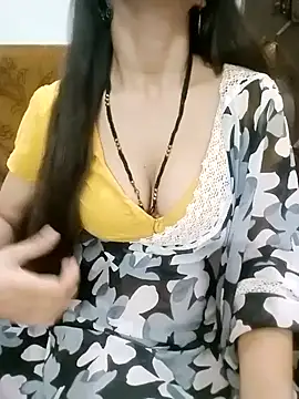 Snapshot of Bulbul_02 chatting on 09/24/25, 05:11 Bulbul 02 online show from 09/24/25, 05:11