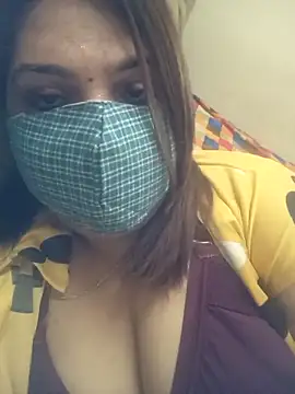 Naughty-Trisha online show from 11/18/25, 07:35