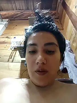 Snapshot of Hellen_Alex chatting on 11/15/25, 05:20 Hellen Alex online show from 11/15/25, 05:20