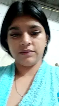 Snapshot of naughty-girl01 chatting on 12/17/24, 10:34 naughty-girl01 online show from 12/17/24, 10:34