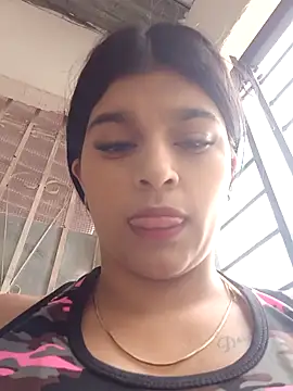 Snapshot of naughty-girl01 chatting on 12/17/24, 01:38 naughty-girl01 online show from 12/17/24, 01:38