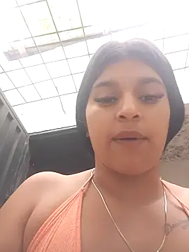 Snapshot of naughty-girl01 chatting on 12/17/24, 04:43 naughty-girl01 online show from 12/17/24, 04:43