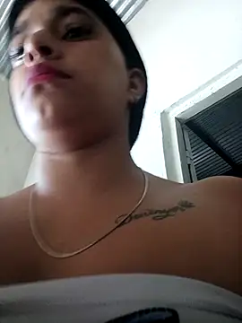 Snapshot of naughty-girl01 chatting on 01/09/25, 02:07 naughty-girl01 online show from 01/09/25, 02:07