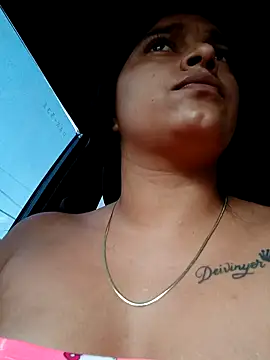 Snapshot of naughty-girl01 chatting on 01/21/25, 01:54 naughty-girl01 online show from 01/21/25, 01:54