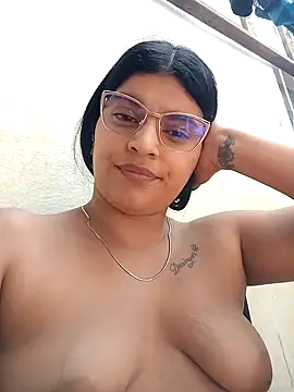 Snapshot of naughty-girl01 chatting on 01/31/25, 04:17 naughty-girl01 online show from 01/31/25, 04:17