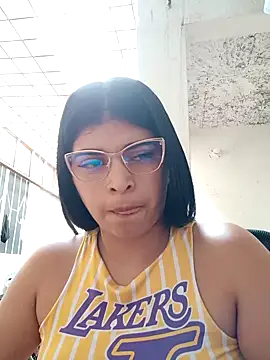 Snapshot of naughty-girl01 chatting on 02/11/25, 01:30 naughty-girl01 online show from 02/11/25, 01:30