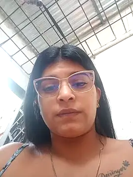 Snapshot of naughty-girl01 chatting on 02/11/25, 04:35 naughty-girl01 online show from 02/11/25, 04:35