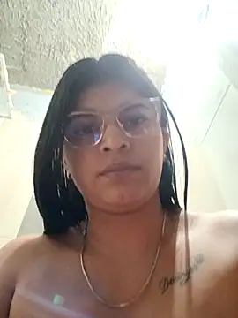 Snapshot of naughty-girl01 chatting on 02/14/25, 10:17 naughty-girl01 online show from 02/14/25, 10:17