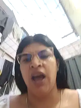 Snapshot of naughty-girl01 chatting on 02/16/25, 11:05 naughty-girl01 online show from 02/16/25, 11:05