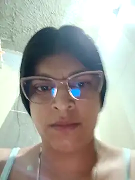 Snapshot of naughty-girl01 chatting on 02/26/25, 10:36 naughty-girl01 online show from 02/26/25, 10:36