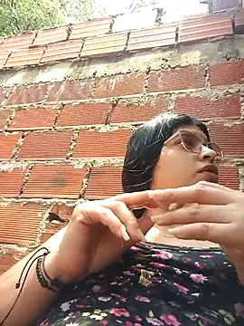 Snapshot of naughty-girl01 chatting on 03/13/25, 05:07 naughty-girl01 online show from 03/13/25, 05:07