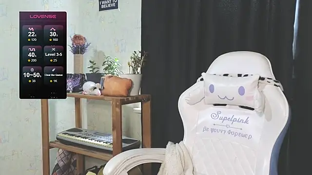 June shy0 online show from 09/18/25, 06:37