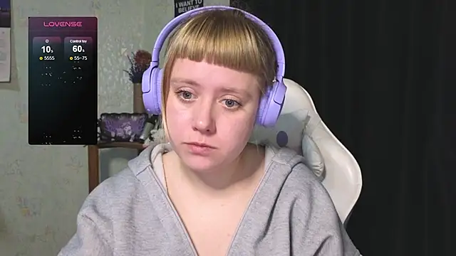 June shy0 online show from 09/29/25, 03:44