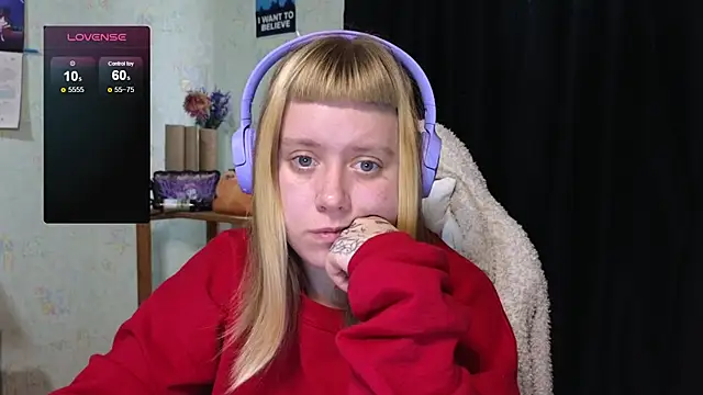 June shy0 online show from 10/16/25, 11:55