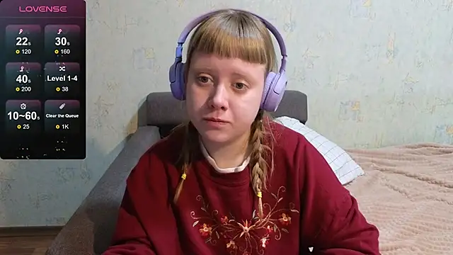 Snapshot of June_shy0 chatting on 02/01/26, 07:51 June shy0 online show from 02/01/26, 07:51