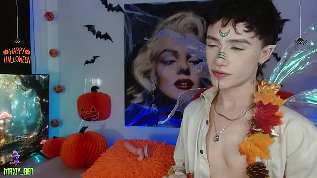 Snapshot of maxiy_001 chatting on 10/03/25, 06:43 maxiy 001 online show from 10/03/25, 06:43