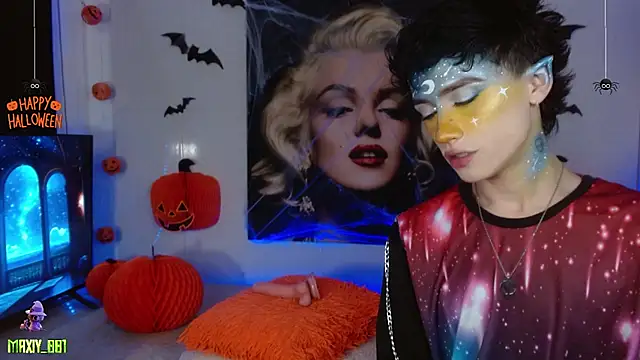 Snapshot of maxiy_001 chatting on 10/06/25, 06:55 maxiy 001 online show from 10/06/25, 06:55