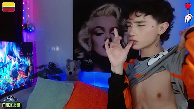 maxiy 001 online show from 07/05/26, 04:19