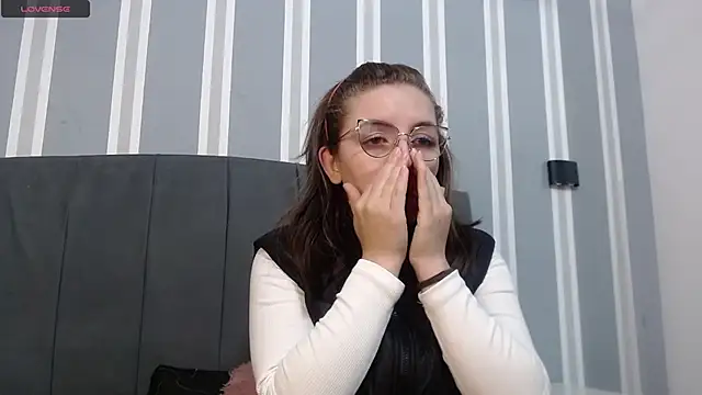 isaabellaa online show from 12/19/24, 12:12