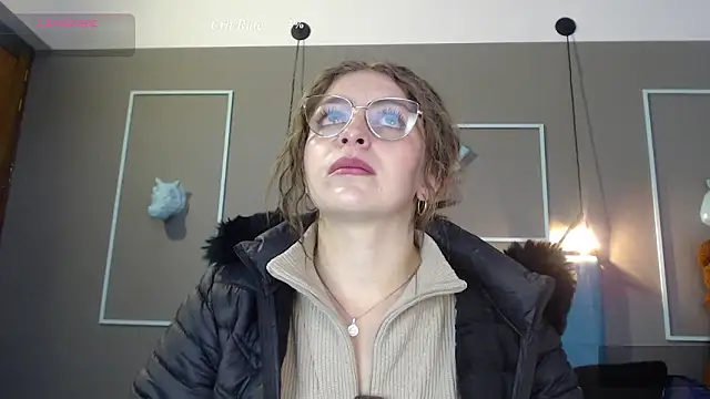  isaabellaa online show from 02/03/26, 12:10
