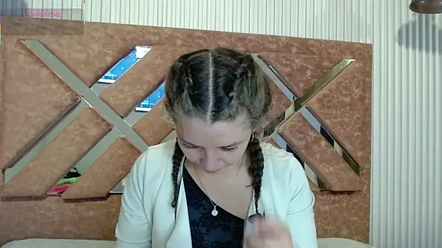  isaabellaa online show from 05/04/26, 12:34