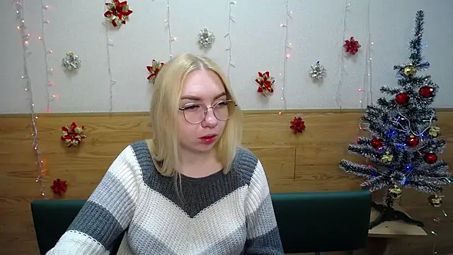 BeatriceFly online show from 12/29/24, 06:14