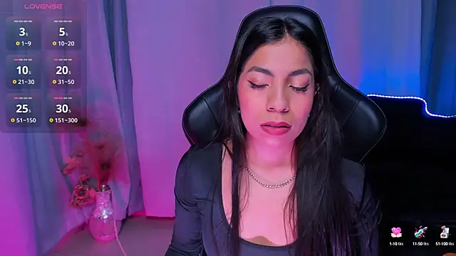 Mia Gothzx online show from 12/07/24, 02:13