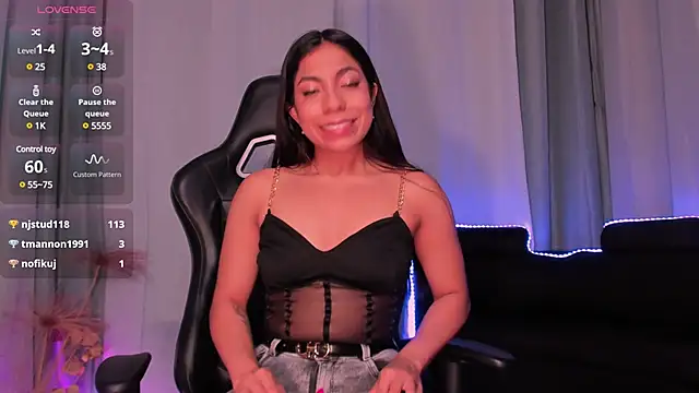 Mia Gothzx online show from 12/23/24, 06:27