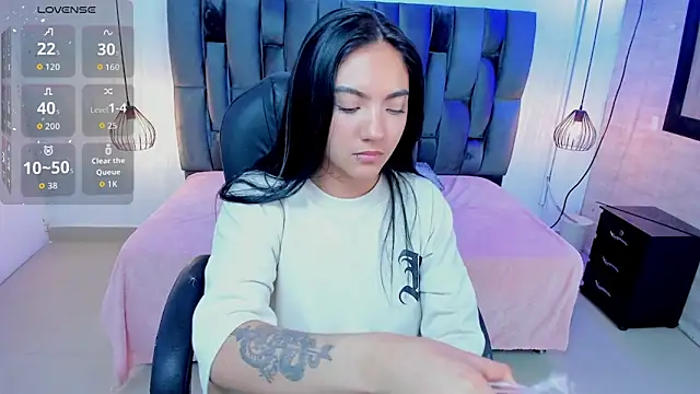 Snapshot of miichael_black chatting on 11/19/25, 08:42 miichael black online show from 11/19/25, 08:42