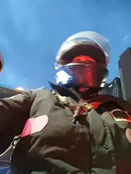 Edged Hot69 online show from 03/20/25, 10:43