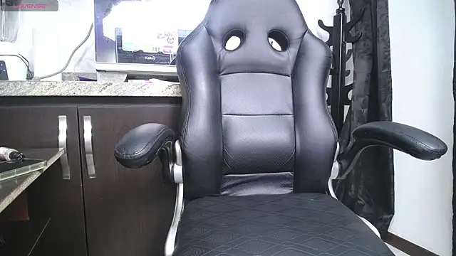 iniyalaboni online show from 12/02/24, 10:34