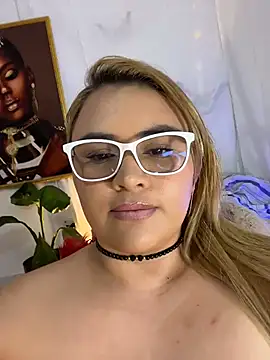AshleyVXo online show from 05/06/26, 03:13