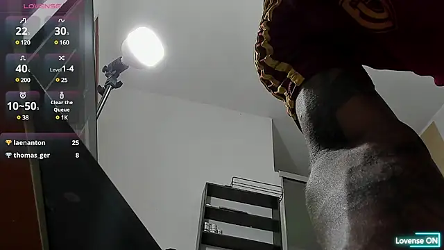 Snapshot of toyboys1 chatting on 01/16/25, 04:49 toyboys1 online show from 01/16/25, 04:49
