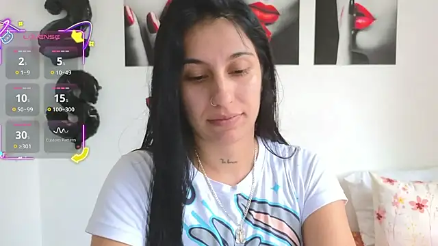 Snapshot of tammyandrade_ chatting on 02/16/26, 08:27 tammyandrade online show from 02/16/26, 08:27