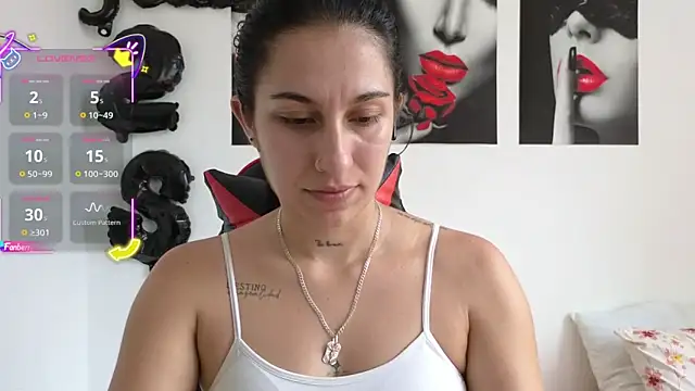 Snapshot of tammyandrade_ chatting on 03/03/26, 05:08 tammyandrade online show from 03/03/26, 05:08