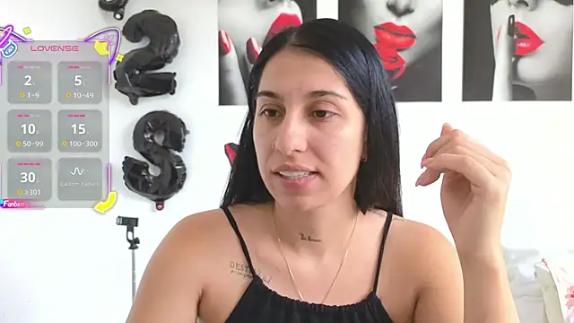 Snapshot of tammyandrade_ chatting on 03/13/26, 02:56 tammyandrade online show from 03/13/26, 02:56