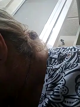 girl amada online show from 09/17/25, 02:30