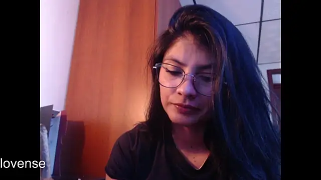 hanna beili online show from 07/28/26, 07:39