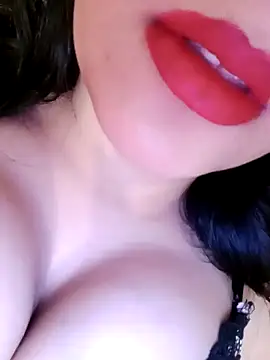 Snapshot of JAWHARA_ chatting on 01/10/25, 07:57 JAWHARA online show from 01/10/25, 07:57