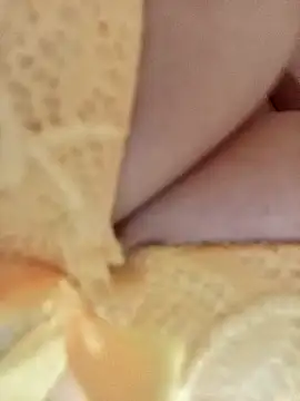 Snapshot of JAWHARA_ chatting on 10/12/25, 11:37 JAWHARA online show from 10/12/25, 11:37