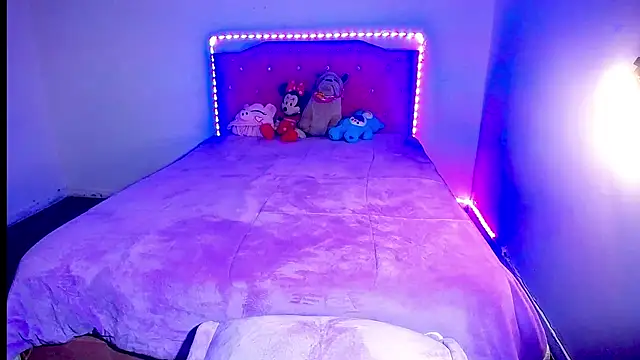valeriikiss online show from 06/05/26, 06:24