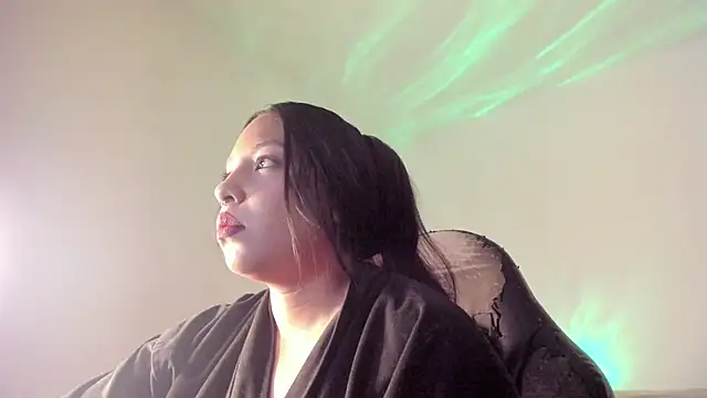 emiily15   online show from 12/03/25, 08:18