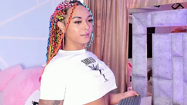 karol noa online show from 10/07/25, 01:08