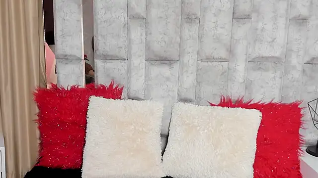 karol noa online show from 10/25/25, 11:40