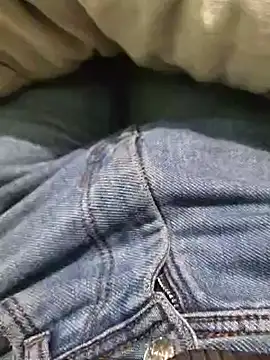 Snapshot of iaparna chatting on 12/31/24, 02:25 iaparna online show from 12/31/24, 02:25